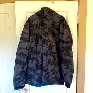 XXL Men’s 2017 Burton Covert Jacket.